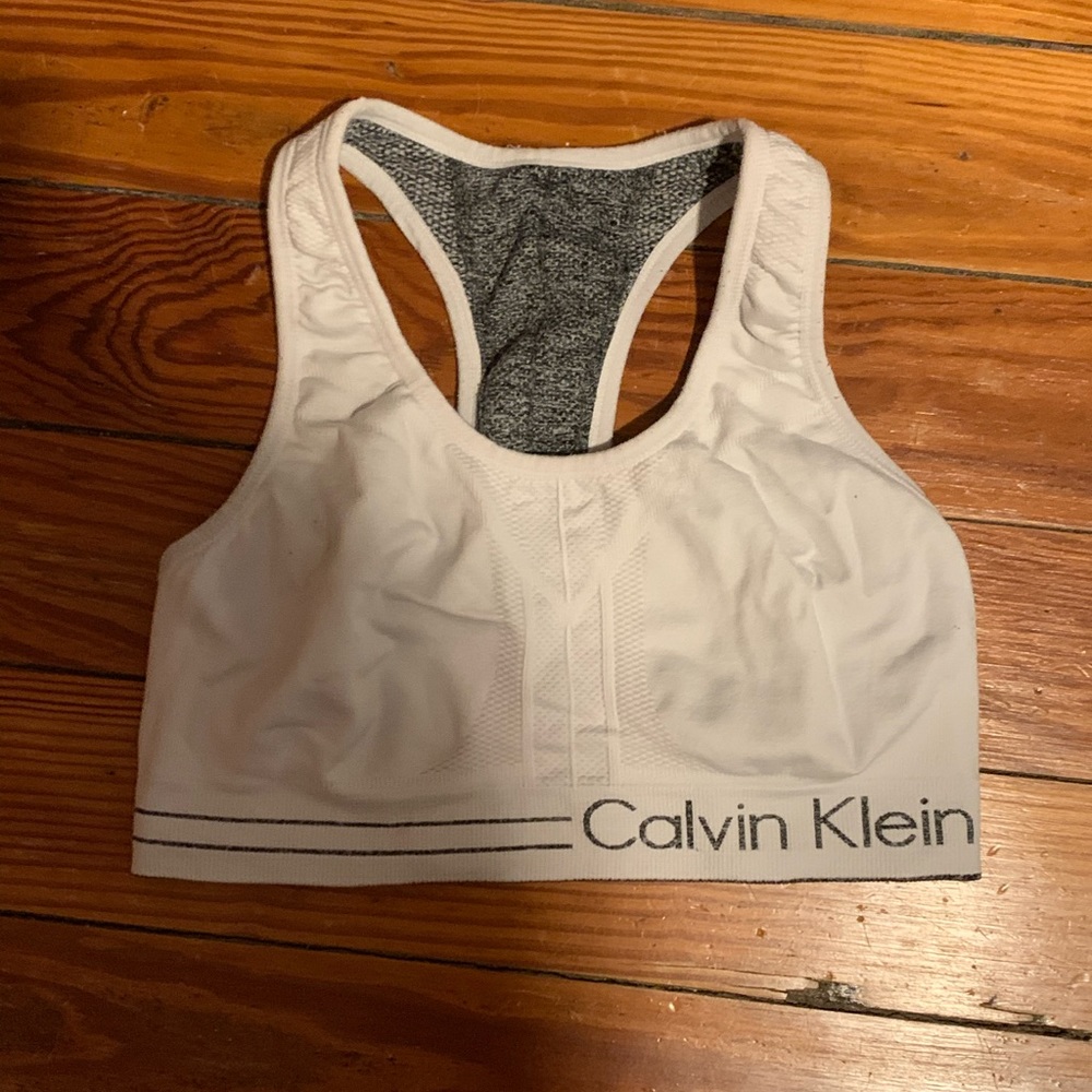 CALVIN KLEIN REVERSIBLE SPORTS BRA. Size Small!!